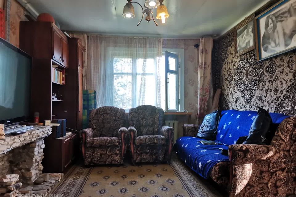 Продаётся 3-комнатная квартира, 52.9 м²