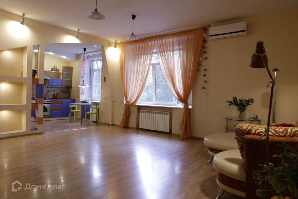 Сдаётся 2-комнатная квартира, 80 м²