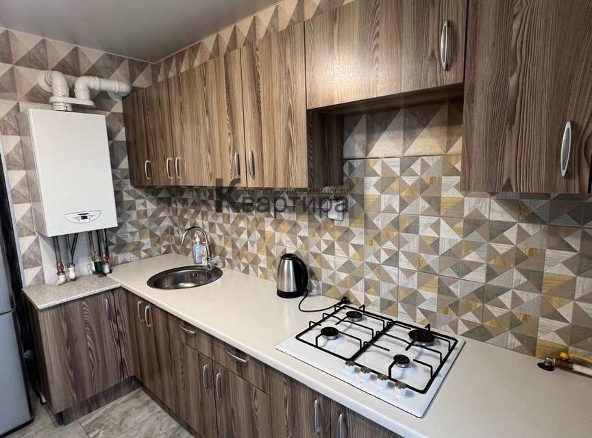Продаётся 1-комнатная квартира, 38 м²