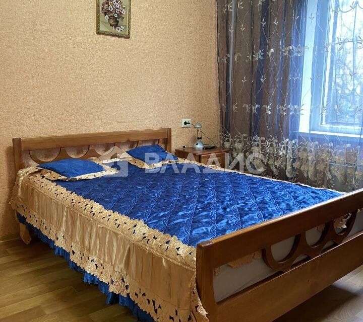 Сдаётся 2-комнатная квартира, 58 м²