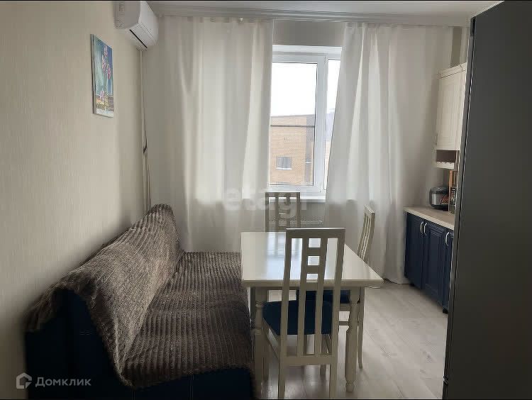 Продаётся 1-комнатная квартира, 40.6 м²