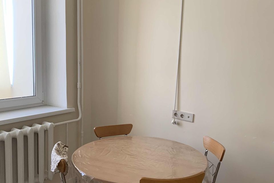 Продаётся 1-комнатная квартира, 47 м²