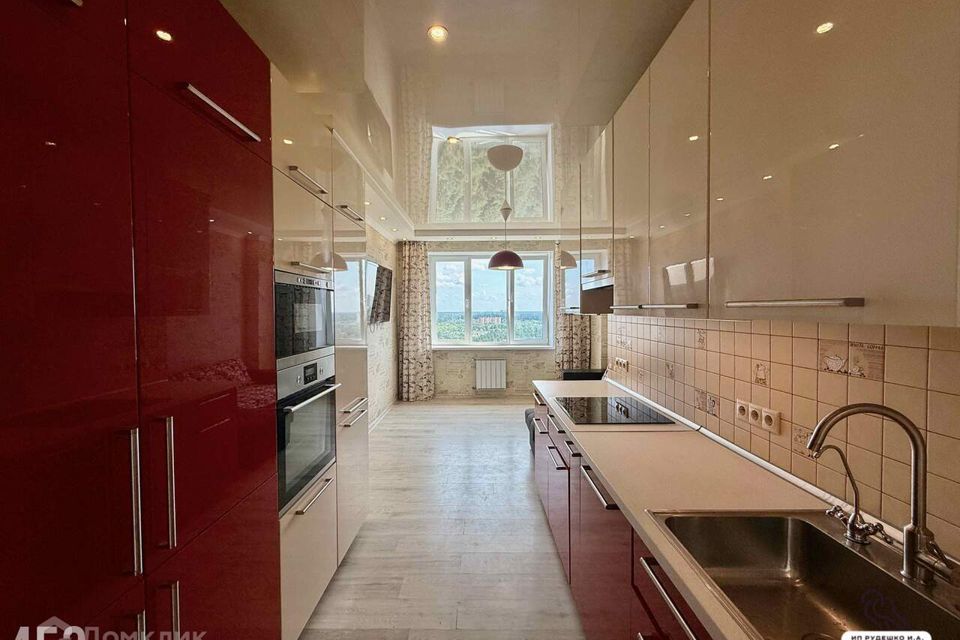 Продаётся 5-комнатная квартира, 125.8 м²