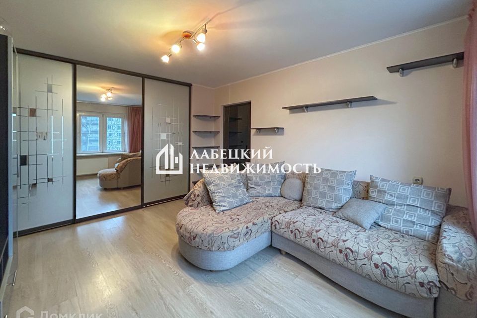 Продаётся 1-комнатная квартира, 35.4 м²