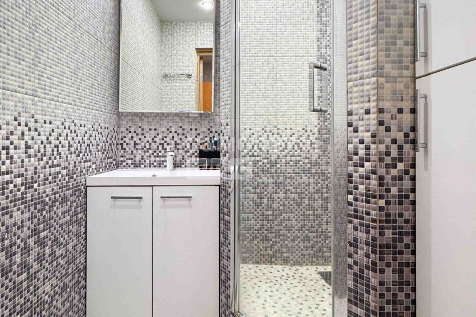 Продаётся 3-комнатная квартира, 100 м²