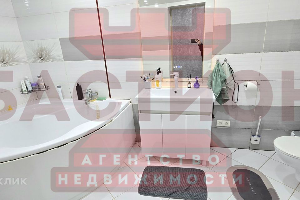 Продаётся 1-этажный дом, 130 м²