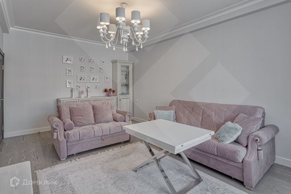 Сдаётся 3-комнатная квартира, 87 м²