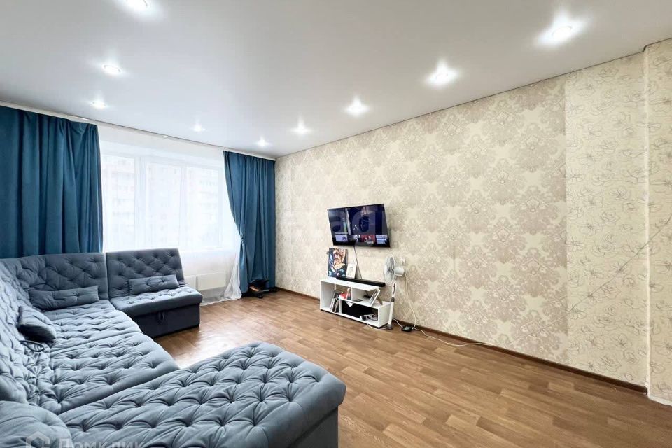 Продаётся 2-комнатная квартира, 61.7 м²