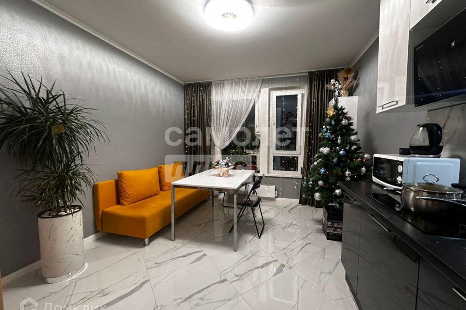 Продаётся 2-комнатная квартира, 69.3 м²