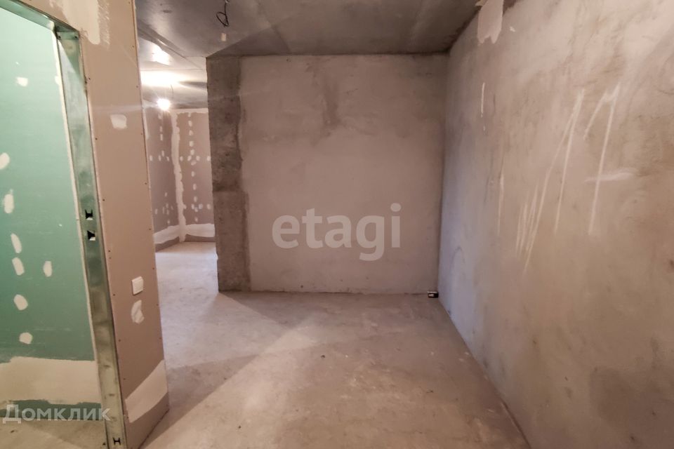 Продаётся 3-комнатная квартира, 114 м²