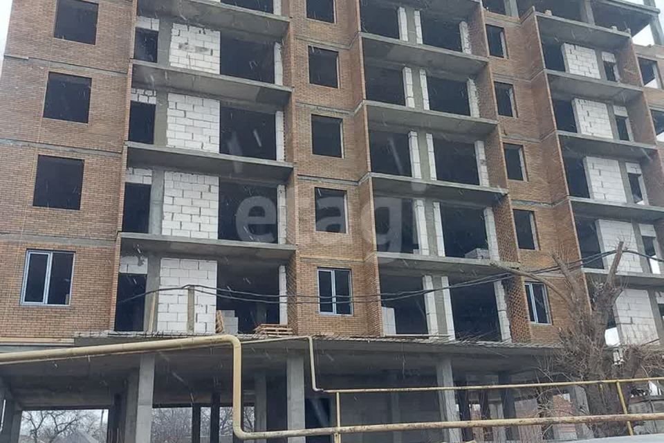 Продаётся 1-комнатная квартира, 71.8 м²