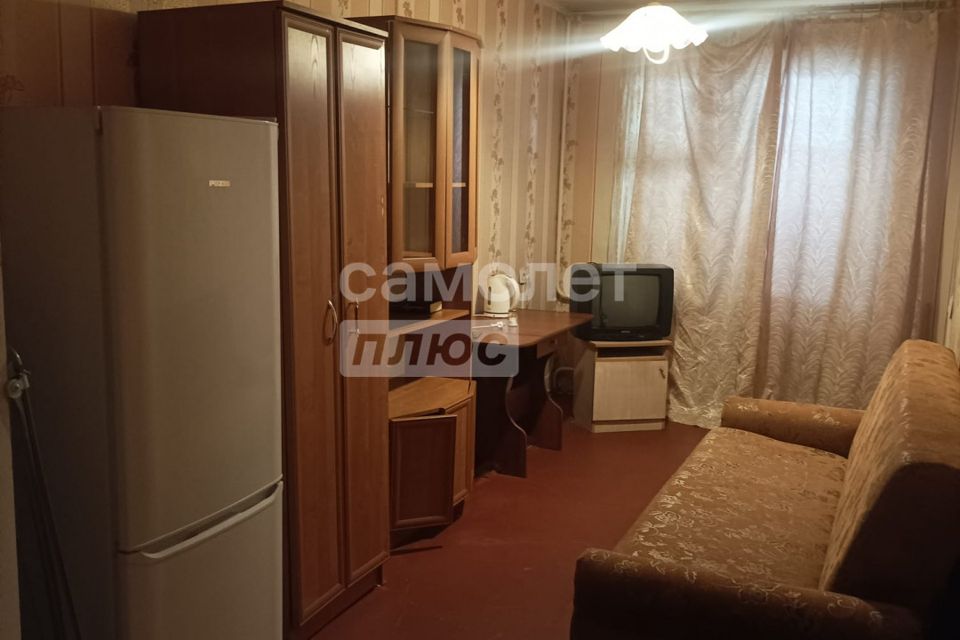 Продаётся комната в 3-комн. квартире, 13.4 м²