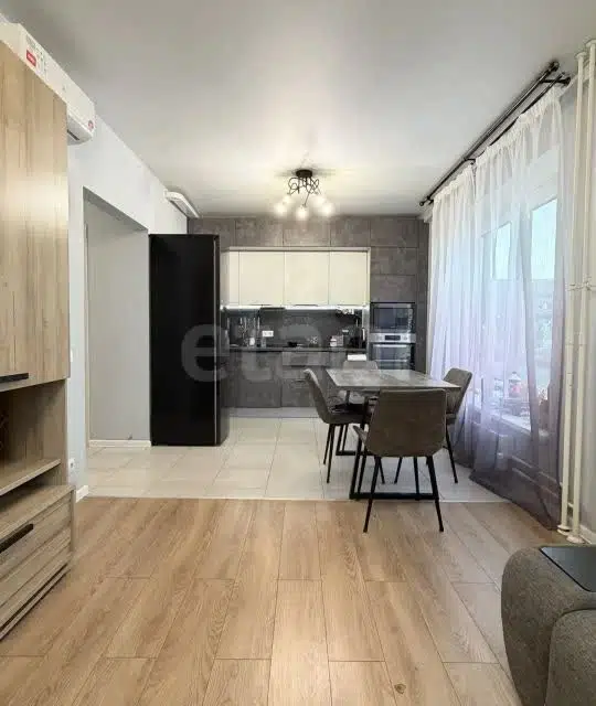 Продаётся 3-комнатная квартира, 58.7 м²
