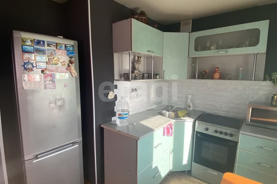 Продаётся 3-комнатная квартира, 50.4 м²