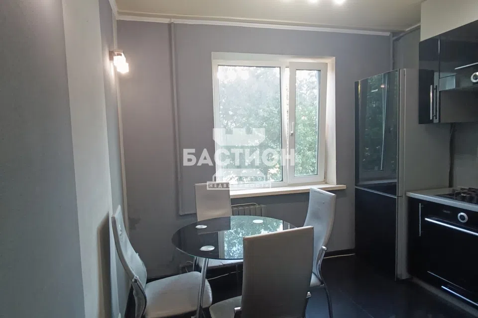 Продаётся 3-комнатная квартира, 66.9 м²