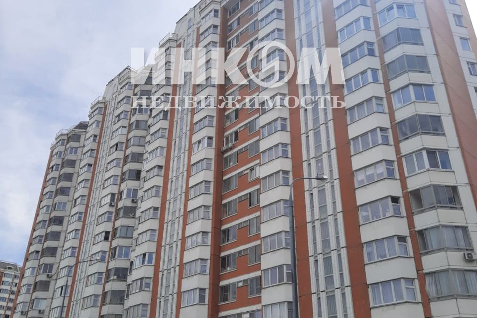 Продаётся 1-комнатная квартира, 38 м²