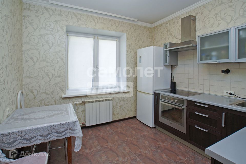 Продаётся 2-комнатная квартира, 65.6 м²
