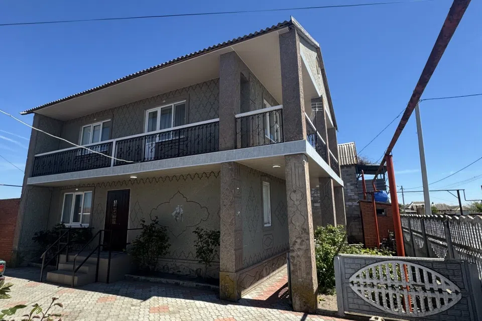 Продаётся 2-этажный дом, 122.9 м²