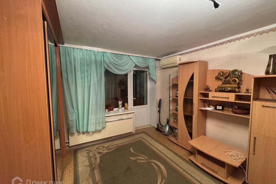 Продаётся 1-комнатная квартира, 41 м²