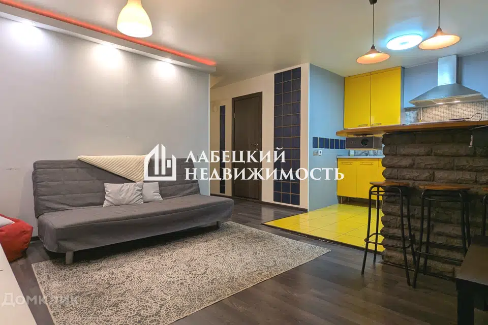 Продаётся 2-комнатная квартира, 63 м²