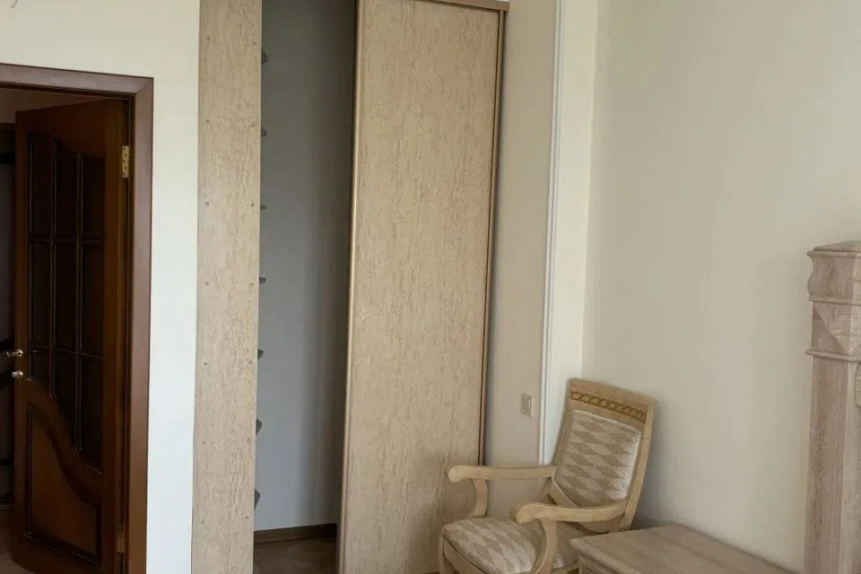 Продаётся 3-комнатная квартира, 72.7 м²