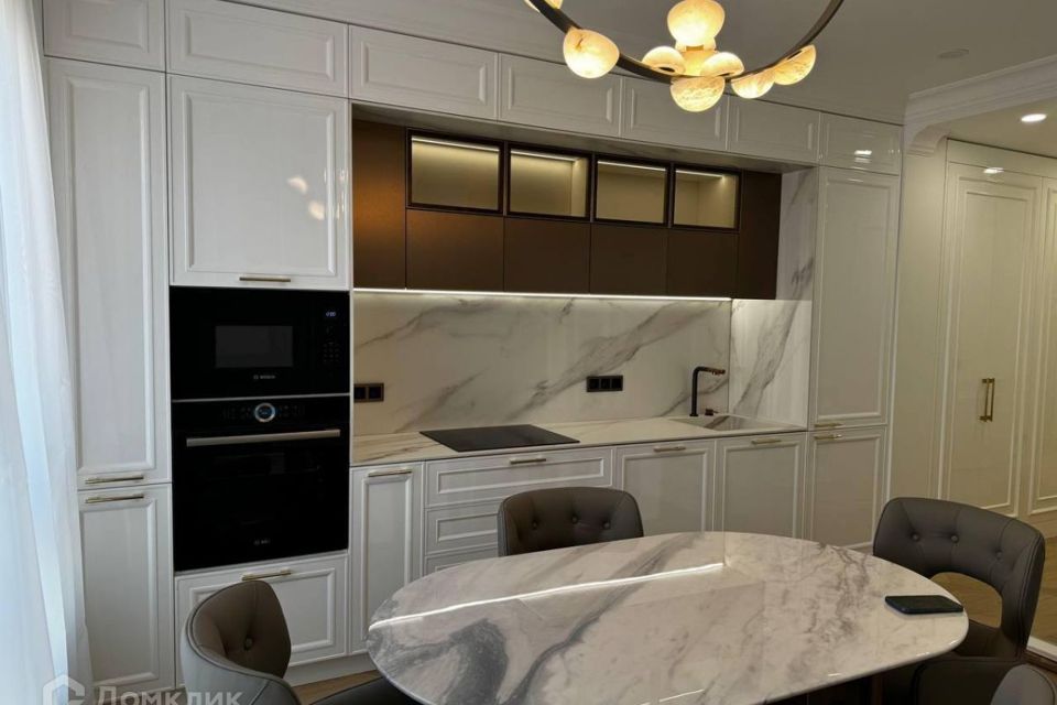 Продаётся 2-комнатная квартира, 65.5 м²