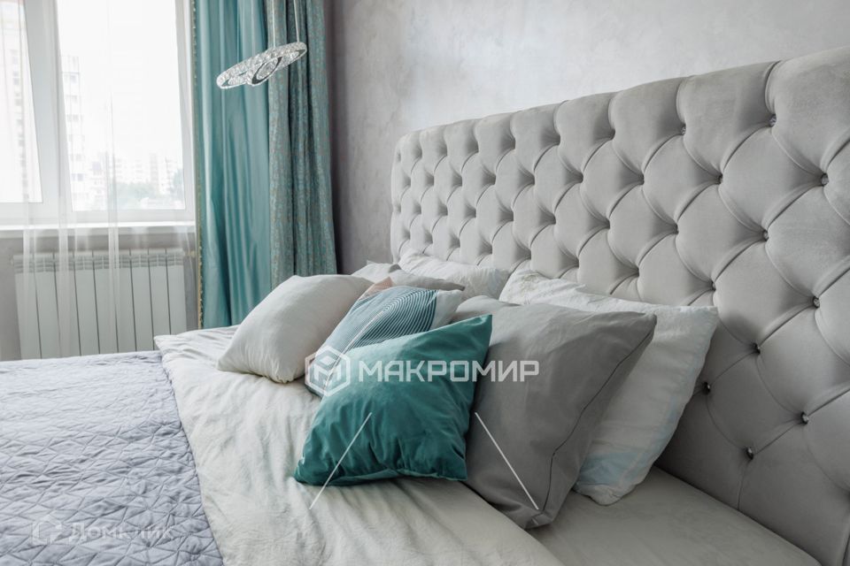 Продаётся 2-комнатная квартира, 70.2 м²
