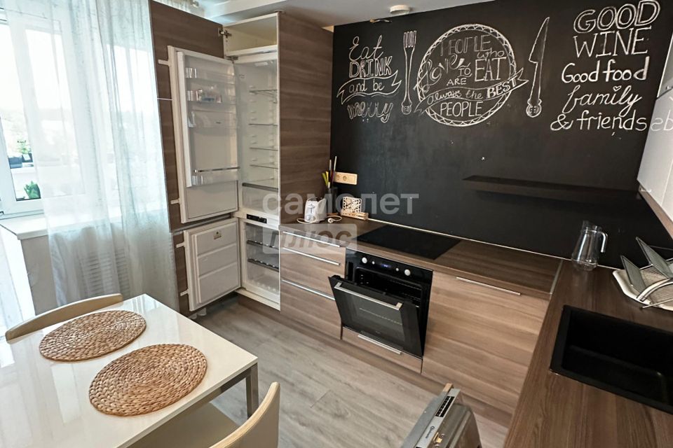 Сдаётся 1-комнатная квартира, 40 м²