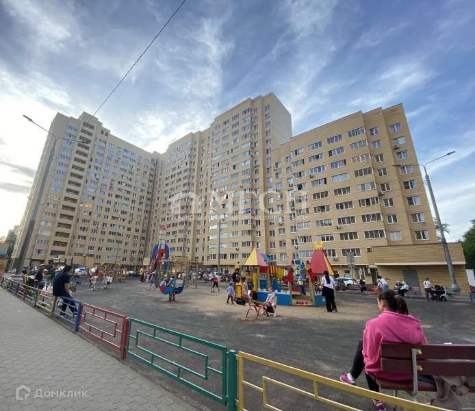 Продаётся 2-комнатная квартира, 64.9 м²