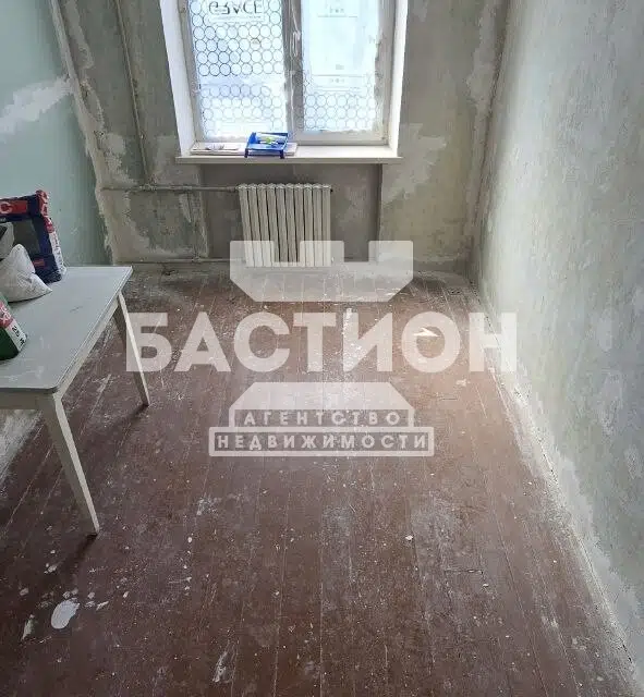 Продаётся 3-комнатная квартира, 48.5 м²