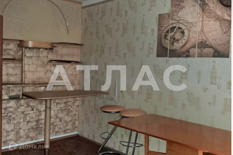 Продаётся 3-комнатная квартира, 61.7 м²