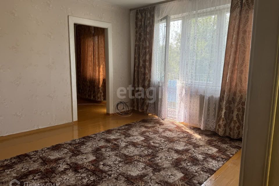 Продаётся 2-комнатная квартира, 43.2 м²