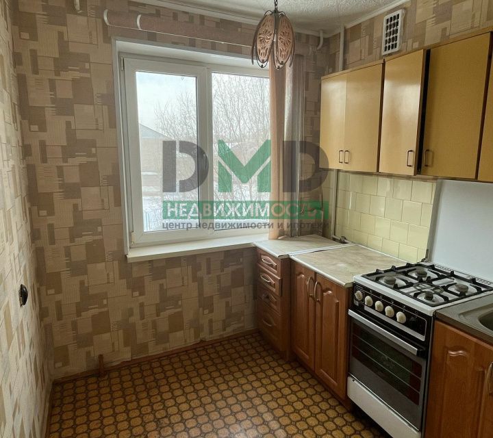 Продаётся 4-комнатная квартира, 60.8 м²