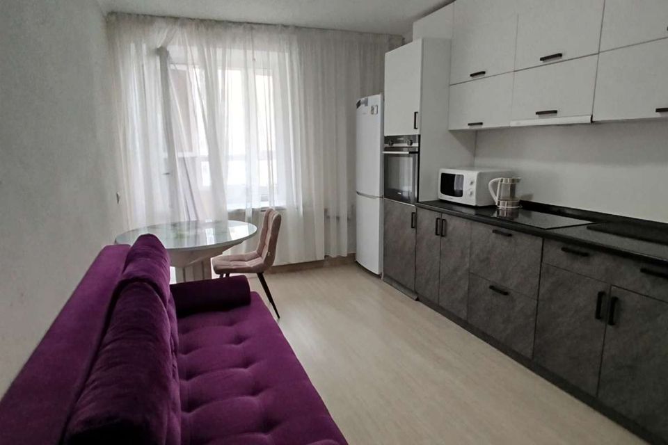 Продаётся 1-комнатная квартира, 43 м²