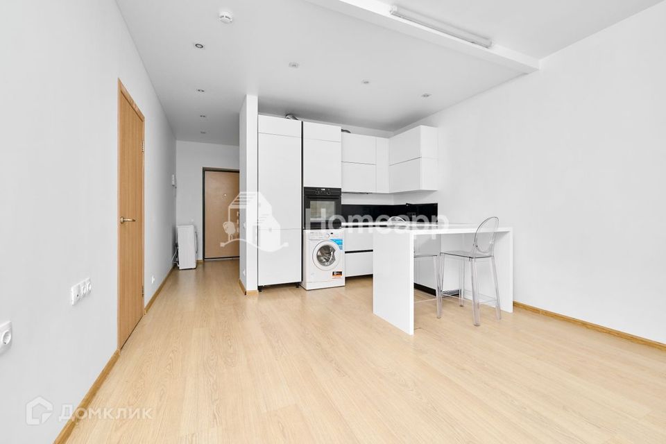 Продаётся 1-комнатная квартира, 42.8 м²