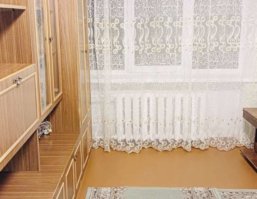 Сдаётся 3-комнатная квартира, 42 м²