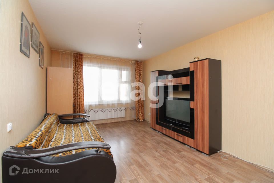 Продаётся 1-комнатная квартира, 35.7 м²