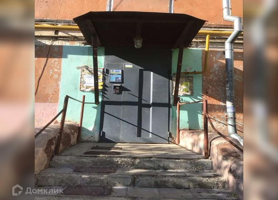 Продаётся 3-комнатная квартира, 56.4 м²