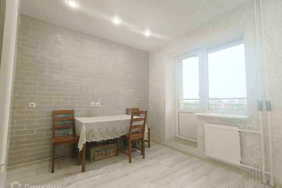 Продаётся 1-комнатная квартира, 43.2 м²