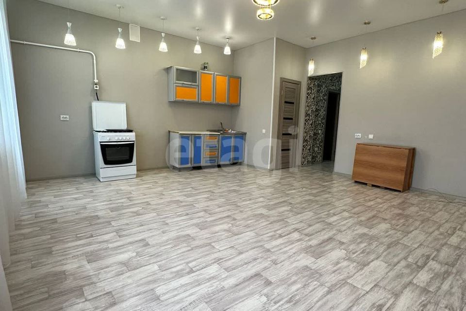 Продаётся 3-комнатная квартира, 64.8 м²