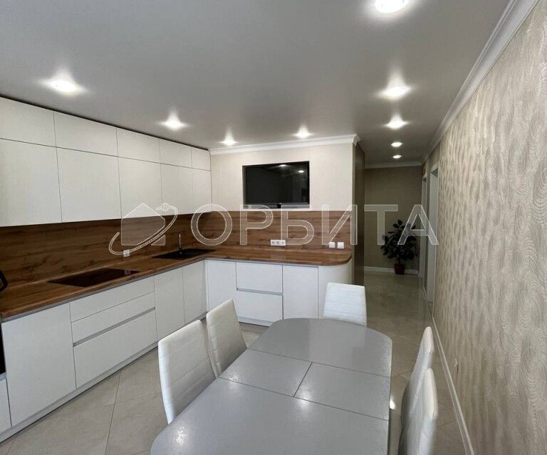 Продаётся 3-комнатная квартира, 92.5 м²