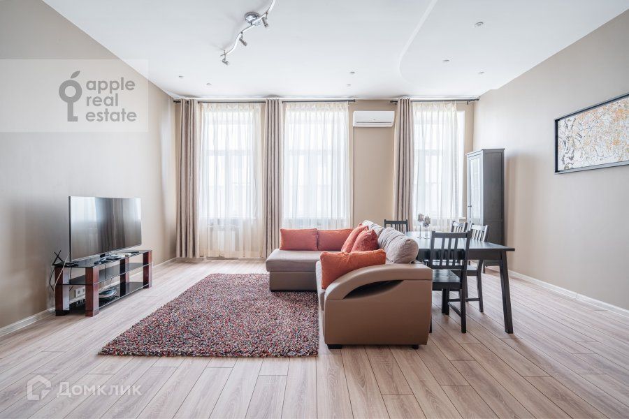 Сдаётся 2-комнатная квартира, 68 м²