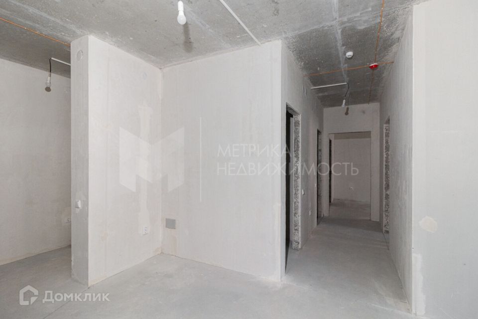 Продаётся 2-комнатная квартира, 107.7 м²