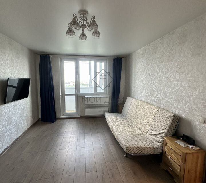 Сдаётся 1-комнатная квартира, 38 м²