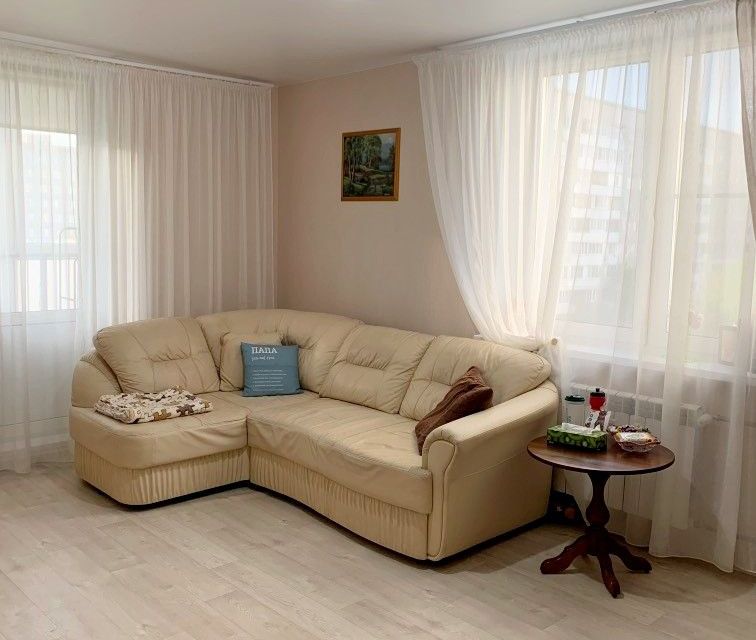 Продаётся 4-комнатная квартира, 82.8 м²