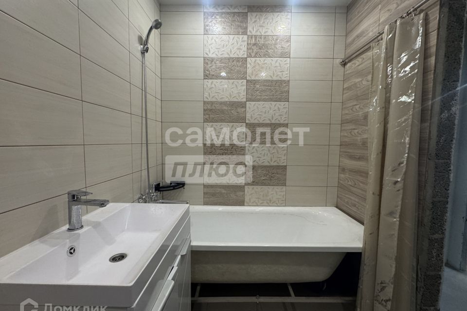 Продаётся 2-комнатная квартира, 42 м²