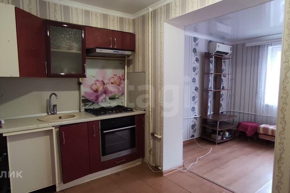Продаётся 3-комнатная квартира, 59.7 м²
