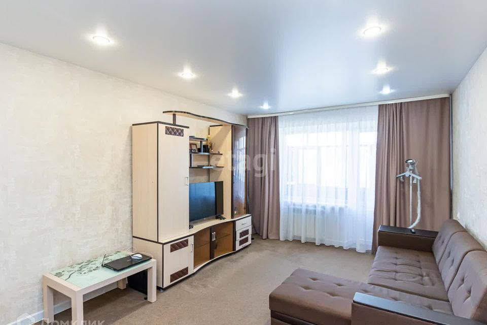 Продаётся 1-комнатная квартира, 37.2 м²