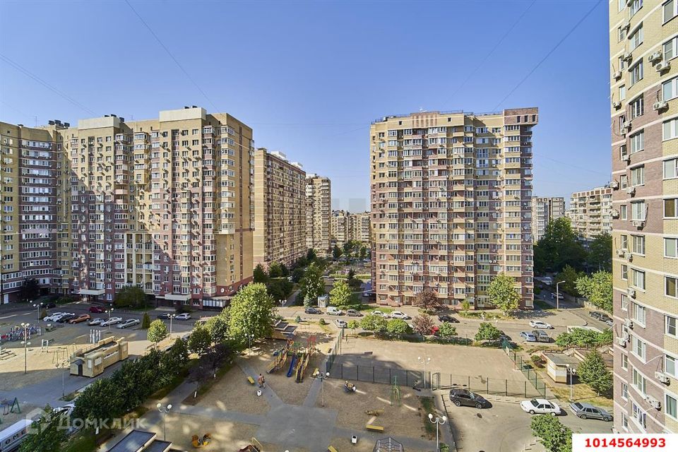 Продаётся 1-комнатная квартира, 43 м²