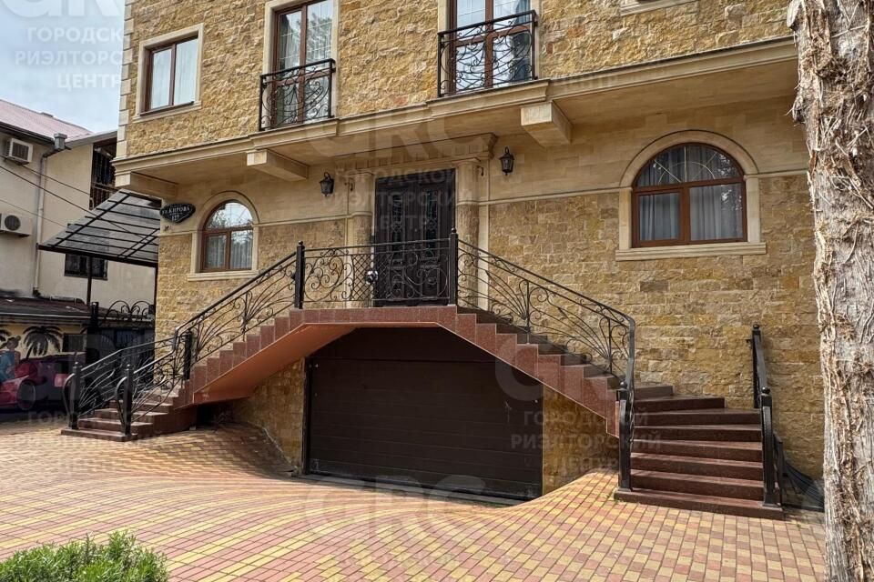 Продаётся 1-комнатная квартира, 32 м²